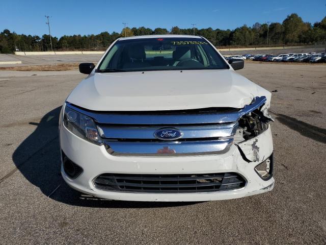 3FAHP0GA3CR438065 - 2012 FORD FUSION S WHITE photo 5