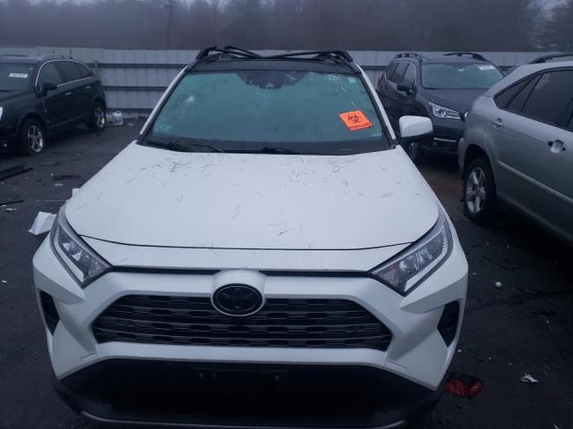 JTMN1RFV1KD519452 - 2019 TOYOTA RAV4 LIMITED WHITE photo 5