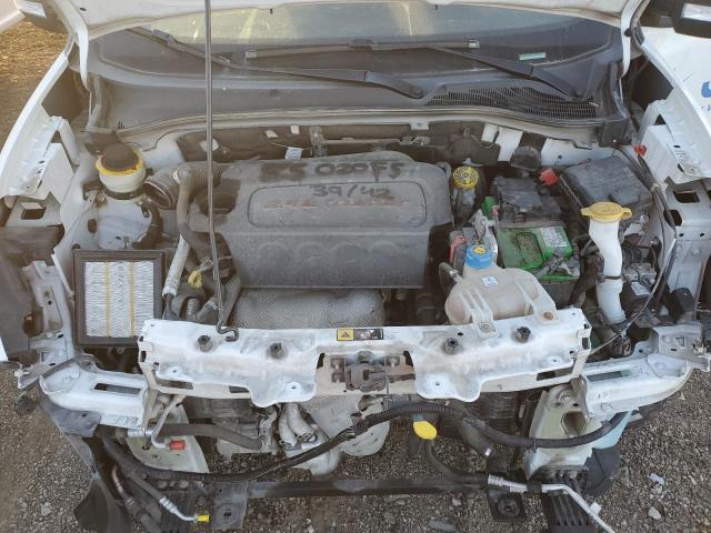 ZFBERFAB4J6L01550 - 2018 RAM PROMASTER WHITE photo 11