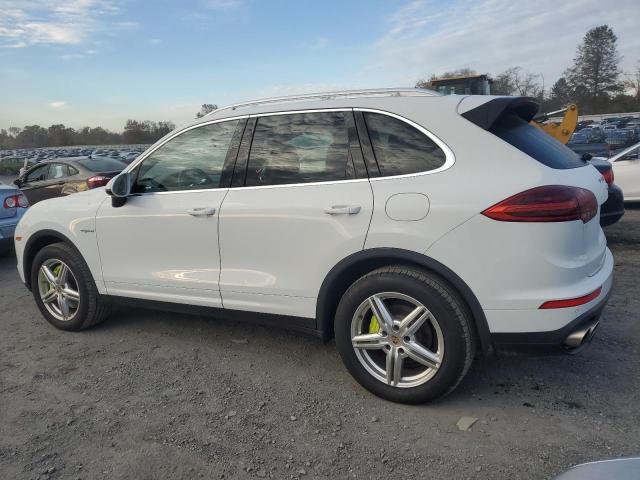 WP1AE2A21GLA64184 - 2016 PORSCHE CAYENNE SE HYBRID WHITE photo 2