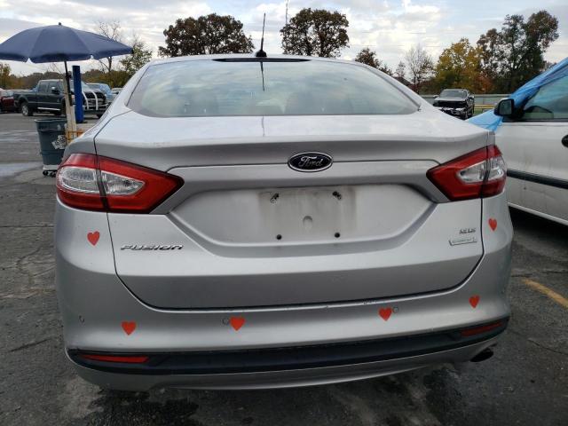 3FA6P0HR4DR158989 - 2013 FORD FUSION SE SILVER photo 6