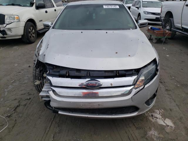 3FADP0L36BR264478 - 2011 FORD FUSION HYBRID GRAY photo 5