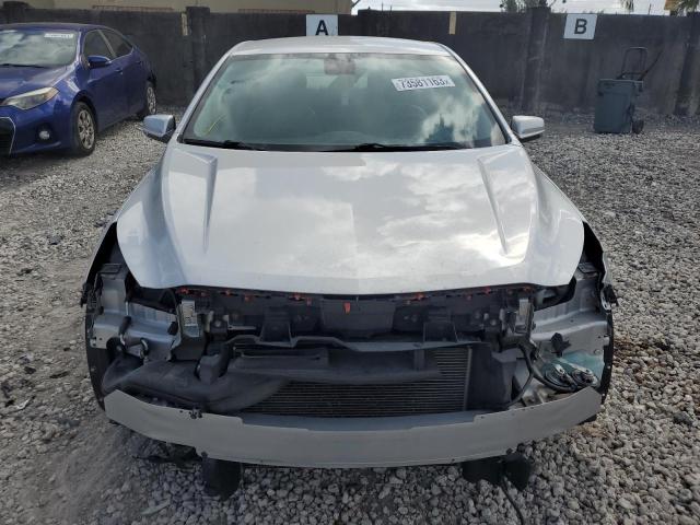 1G11C5SA4GF102514 - 2016 CHEVROLET MALIBU LIM LT 银色 照片 5