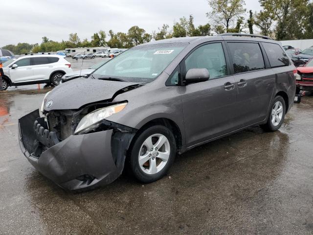 2011 TOYOTA SIENNA LE, 