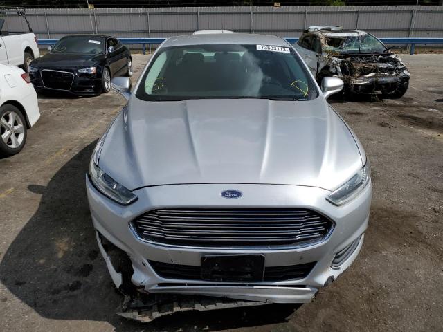 1FA6P0H72F5128958 - 2015 FORD FUSION SE SILVER photo 5