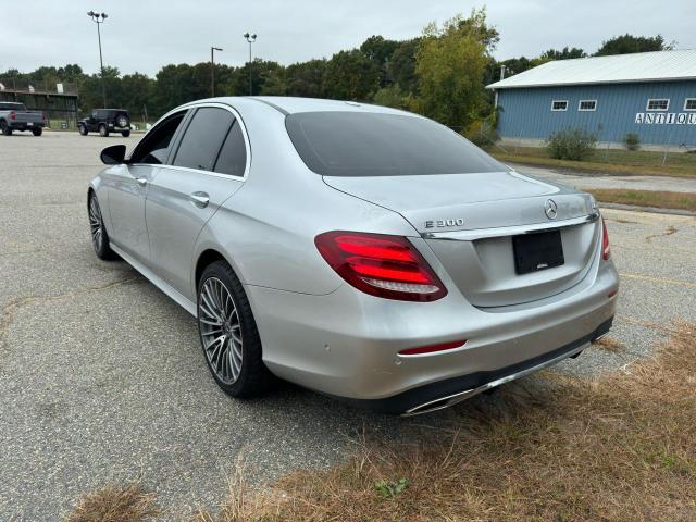 WDDZF4KB9JA435600 - 2018 MERCEDES-BENZ E 300 4MATIC SILVER photo 3