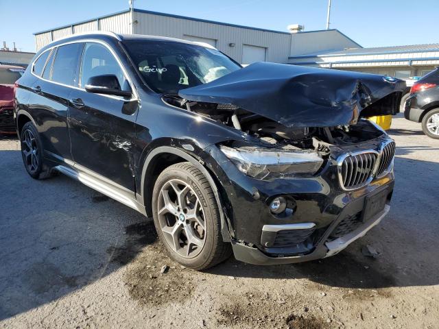 WBXHU7C50K5L10536 - 2019 BMW X1 SDRIVE28I BLACK photo 4