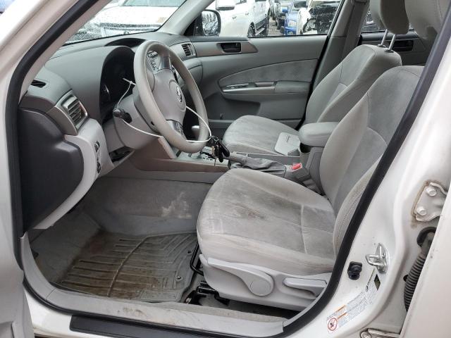 JF2SH6BC6AH772972 - 2010 SUBARU FORESTER XS Weiß Foto 7