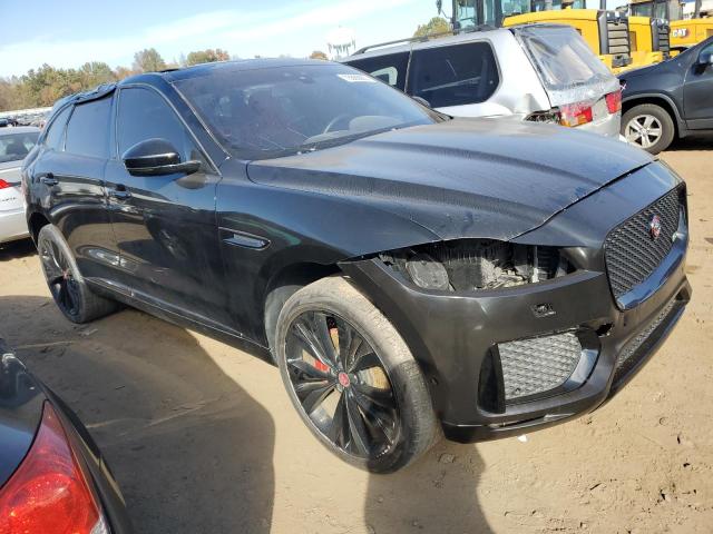 SADCM2BV5HA089158 - 2017 JAGUAR F-PACE S BLACK photo 4