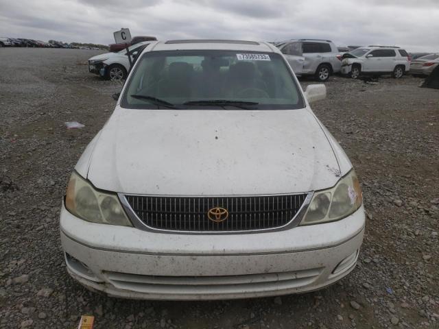 4T1BF28B82U216484 - 2002 TOYOTA AVALON XL WHITE photo 5