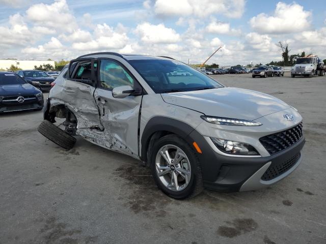 KM8K3CAB1PU054892 - 2023 HYUNDAI KONA SEL GRAY photo 4