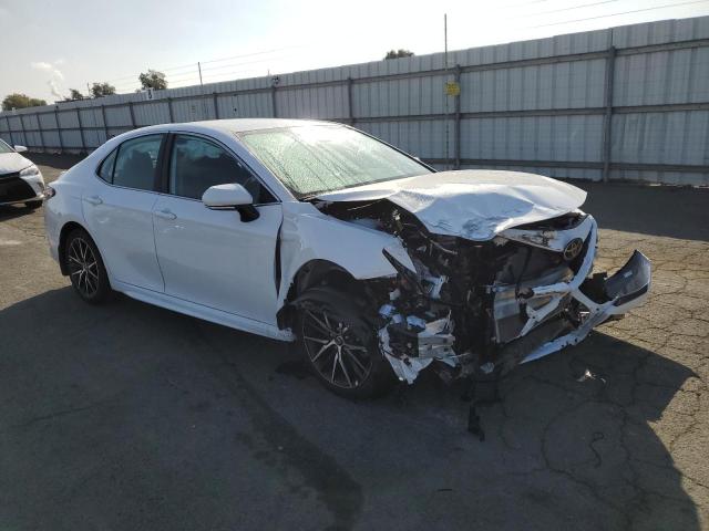4T1G11AK2PU834786 - 2023 TOYOTA CAMRY SE NIGHT SHADE WHITE photo 4