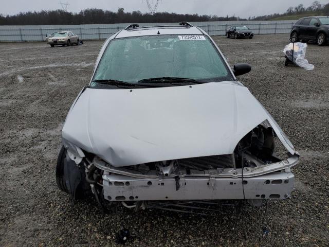 1FAHP36N95W164764 - 2005 FORD FOCUS ZXW SILVER photo 5