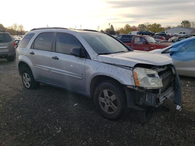 2CNDL13F196255206 - 2009 CHEVROLET EQUINOX LS SILVER photo 4