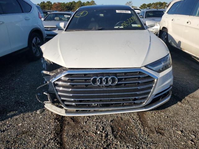 WAU8DAF86KN015308 - 2019 AUDI A8 L WHITE photo 5