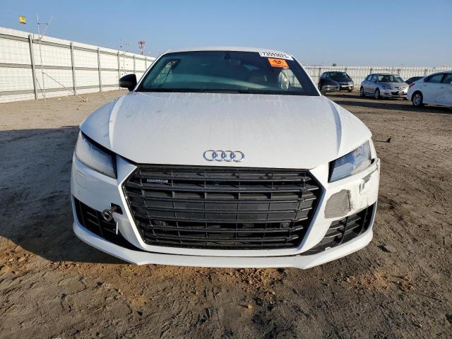 TRUC5AFV5H1002815 - 2017 AUDI TT WHITE photo 5