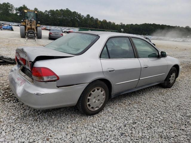 1HGCG56441A110188 - 2001 HONDA ACCORD LX SILVER photo 3