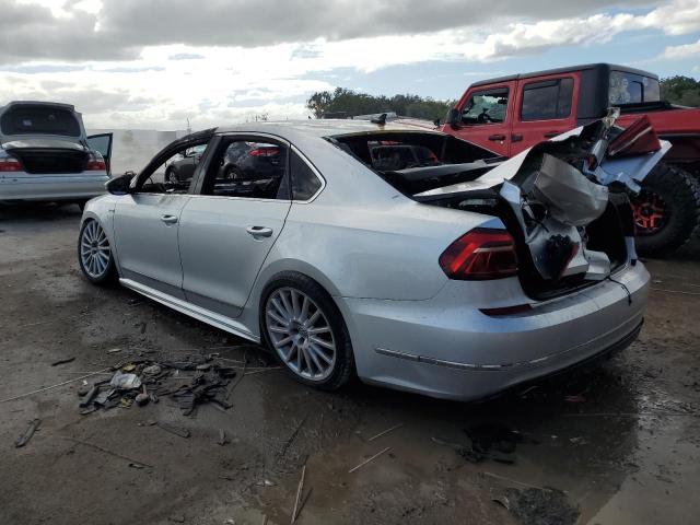 1VWDT7A38HC055880 - 2017 VOLKSWAGEN PASSAT R-LINE Gümüş foto 2