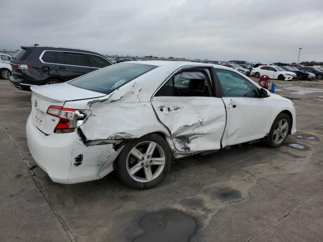 4T1BF1FK9EU860626 - 2014 TOYOTA CAMRY L WHITE photo 3