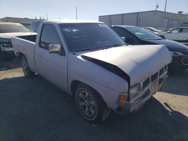 1N6SD11S9TC342551 - 1996 NISSAN TRUCK BASE SILVER photo 4