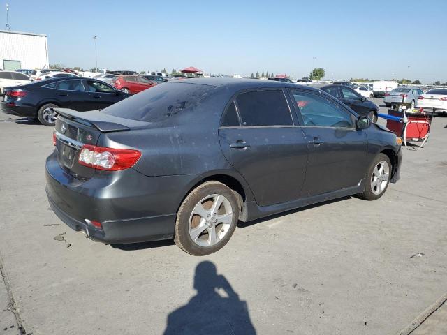 2T1BU4EE3DC111579 - 2013 TOYOTA COROLLA BASE GRAY photo 3