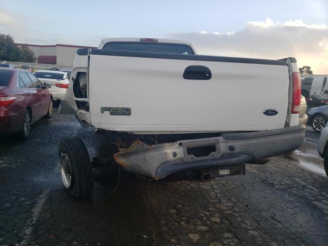 1FTNW20L84ED09573 - 2004 FORD F250 SUPER WHITE photo 6