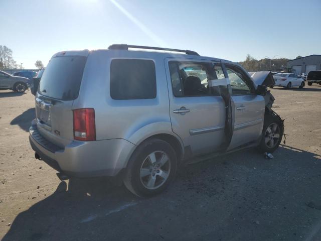 5FNYF3H57BB022858 - 2011 HONDA PILOT EXL SILVER photo 3