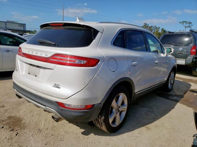 5LMCJ1A91FUJ02558 - 2015 LINCOLN MKC WHITE photo 4