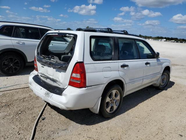 JF1SG65604H757353 - 2004 SUBARU FORESTER 2.5XS WHITE photo 3