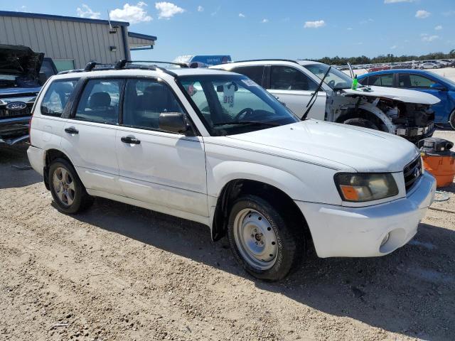 JF1SG65604H757353 - 2004 SUBARU FORESTER 2.5XS WHITE photo 4