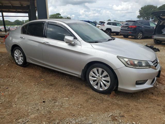 1HGCR3F85FA005846 - 2015 HONDA ACCORD EXL SILVER photo 4