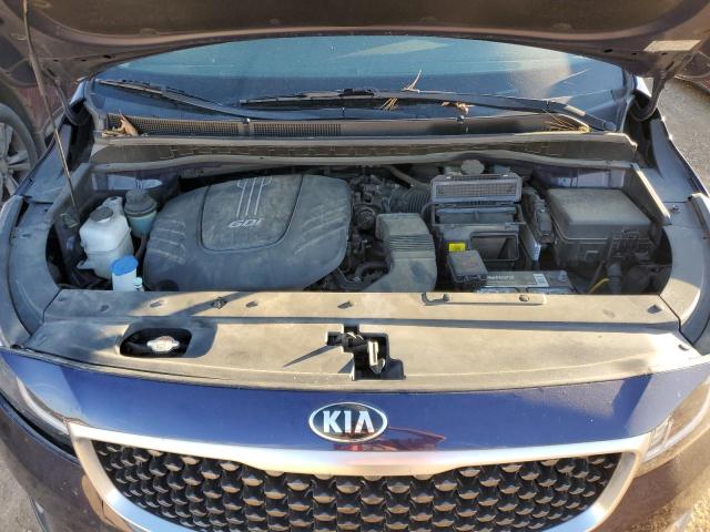 KNDMC5C16J6376727 - 2018 KIA SEDONA EX BLUE photo 12