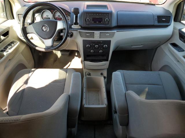 2V8HW44159R603383 - 2009 VOLKSWAGEN ROUTAN S RED photo 8