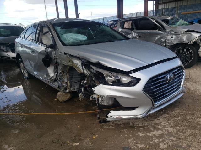 5NPE24AF8KH761973 - 2019 HYUNDAI SONATA SE SILVER photo 4