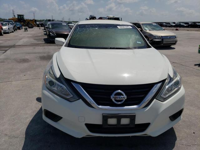 1N4AL3AP1JC140699 - 2018 NISSAN ALTIMA 2.5 WHITE photo 5