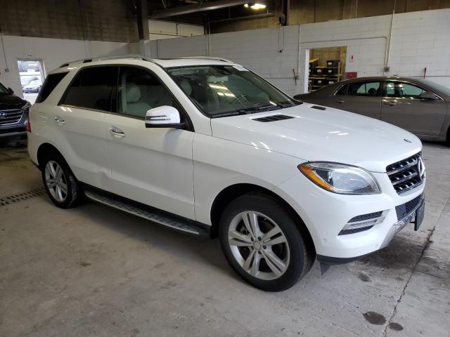 4JGDA5HB9FA608194 - 2015 MERCEDES-BENZ ML 350 4MATIC WHITE photo 4