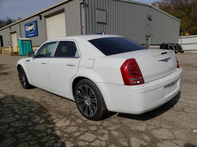 2C3CA2CV2AH262312 - 2010 CHRYSLER 300 S WHITE photo 3