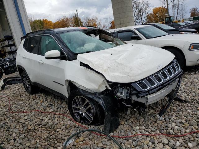 3C4NJDBBXJT205189 - 2018 JEEP COMPASS LATITUDE WHITE photo 4