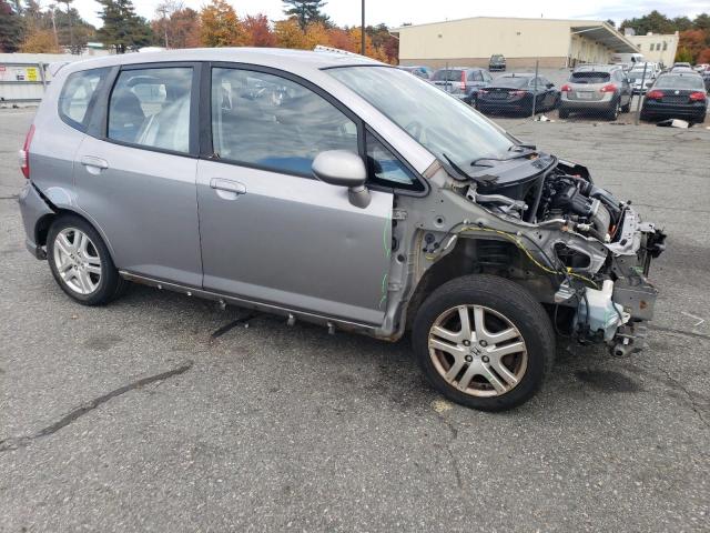 JHMGD38667S017637 - 2007 HONDA FIT S GRAY photo 4