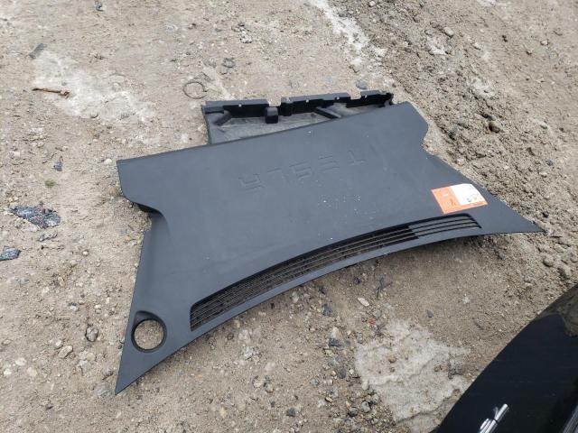 5YJSA1E28JF269212 - 2018 TESLA MODEL S შავი ფოტო 12