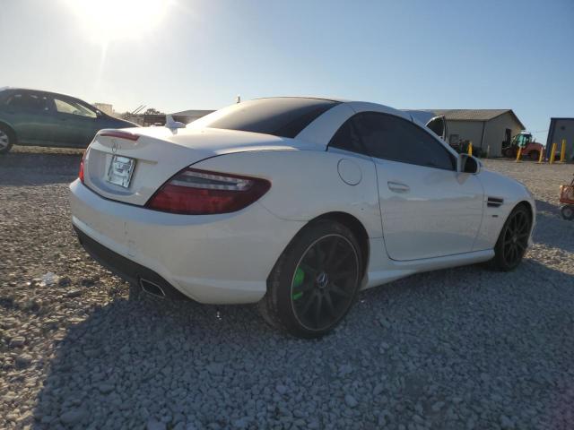 WDDPK4HA6EF095686 - 2014 MERCEDES-BENZ SLK 250 WHITE photo 3