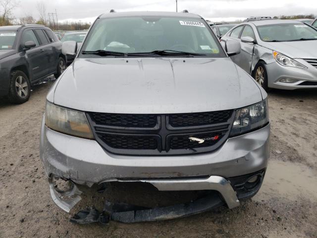 3C4PDCGG1JT215835 - 2018 DODGE JOURNEY CROSSROAD SILVER photo 5