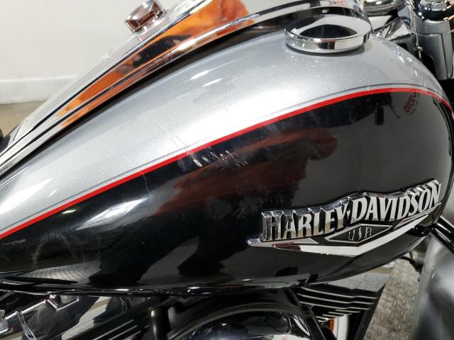 1HD1FBM18FB680016 - 2015 HARLEY-DAVIDSON FLHR ROAD KING TWO TONE photo 11