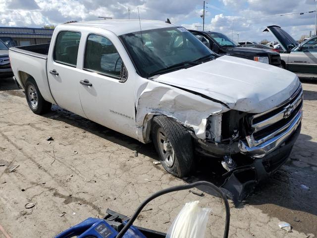 2GCEC13C171686976 - 2007 CHEVROLET SILVERADO C1500 CREW CAB WHITE photo 4