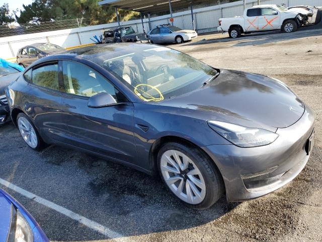 5YJ3E1EA2NF142722 - 2022 TESLA MODEL 3 SILVER photo 4