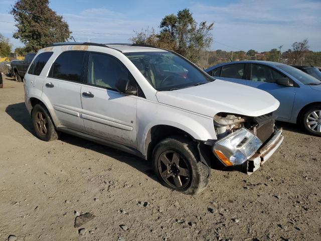 2CNDL23F986279113 - 2008 CHEVROLET EQUINOX LS WHITE photo 4