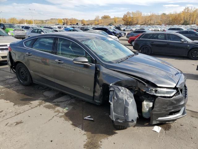 3FA6P0SU8HR246690 - 2017 FORD FUSION TITANIUM PHEV GRAY photo 4