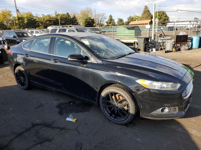 3FA6P0T9XGR262592 - 2016 FORD FUSION SE BLACK photo 4