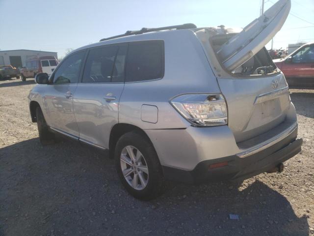 5TDZA3EH8BS016578 - 2011 TOYOTA HIGHLANDER BASE Күміс фото 2