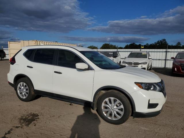 5N1AT2MT1JC758050 - 2018 NISSAN ROGUE S WHITE photo 4